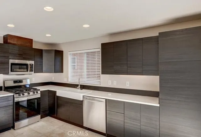 $2,700 | 8885 Stallings Street, Las Vegas, NV 89148