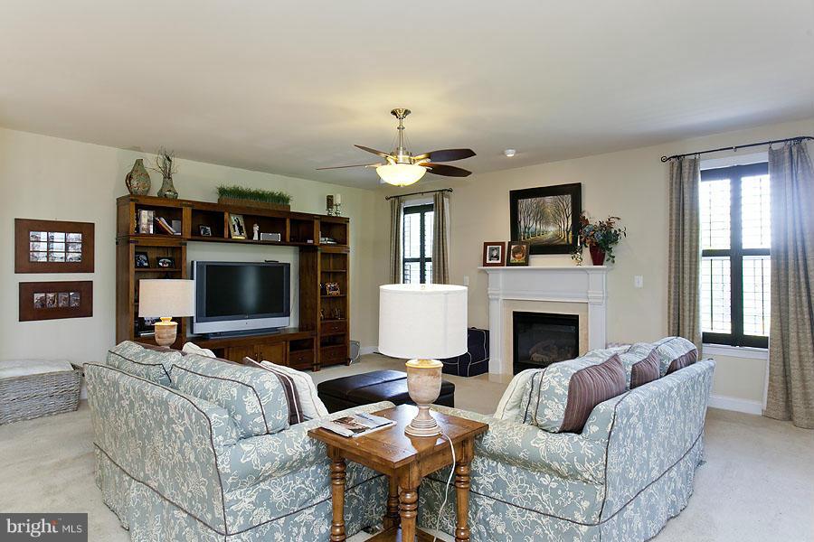 750 Shady Elm Road Winchester, VA 22602 - Photo 10 of 30 Family Room