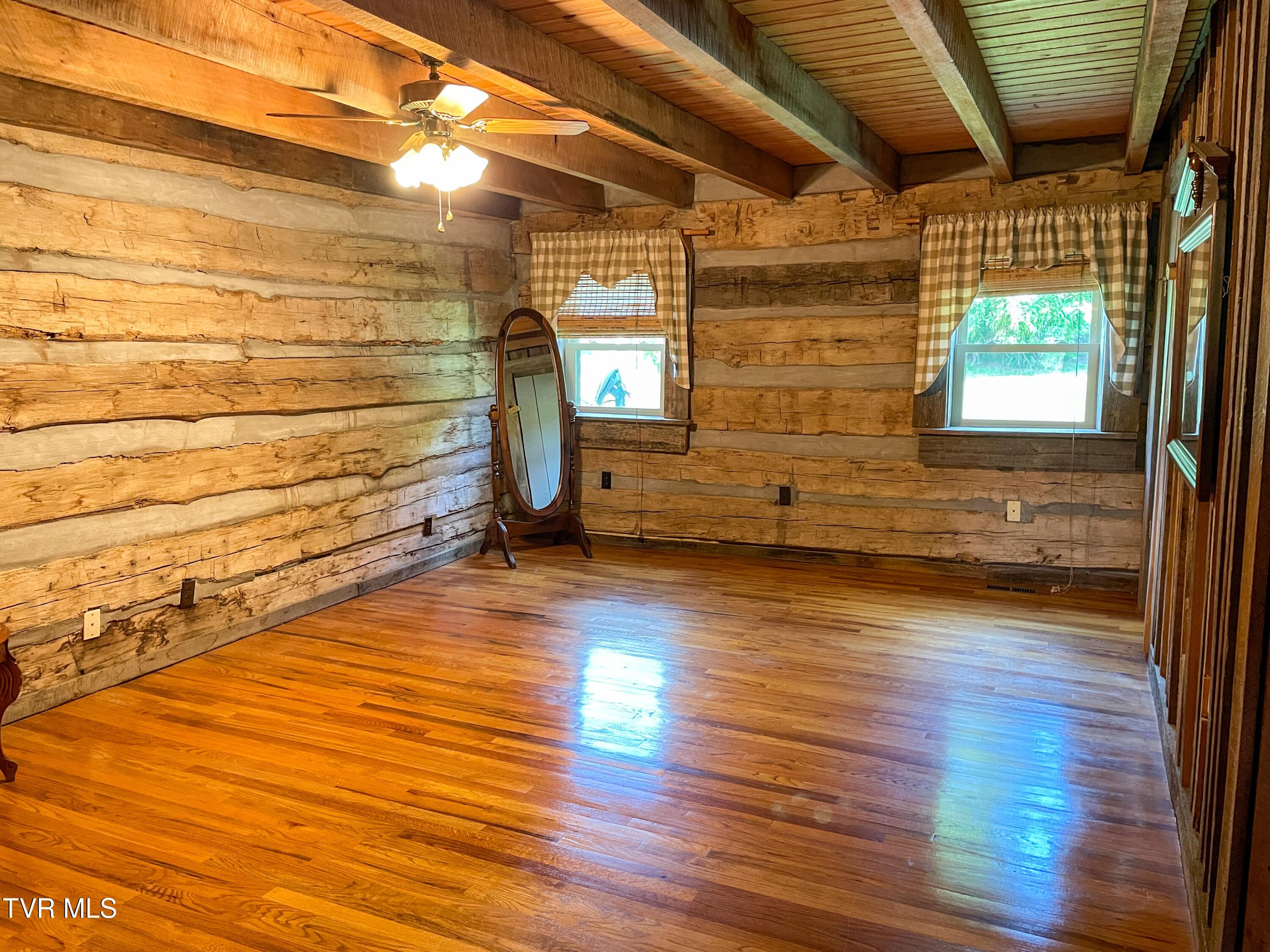 15445 Coventry Lane Glade Spring, VA 24340 - Photo 15 of 39 IMG_1781~photo