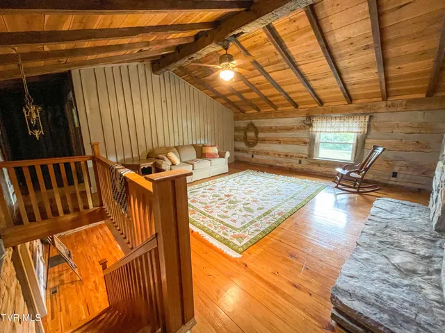 $535,000 | 15445 Coventry Lane, Glade Spring, VA 24340