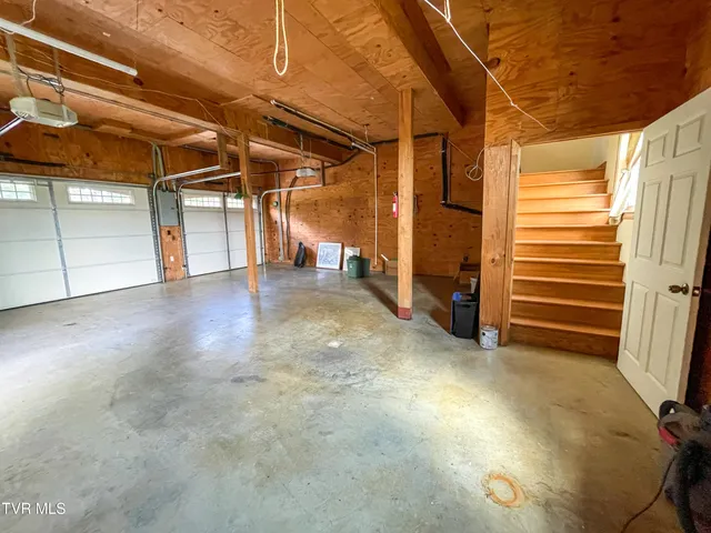 $535,000 | 15445 Coventry Lane, Glade Spring, VA 24340