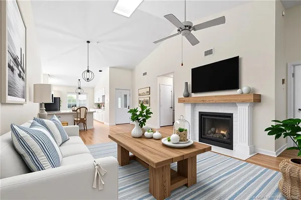 $325,000 | 7711 Southeast Sugar Sand Circle, Hobe Sound, FL 33455