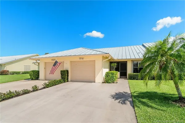 $325,000 | 7711 Southeast Sugar Sand Circle, Hobe Sound, FL 33455