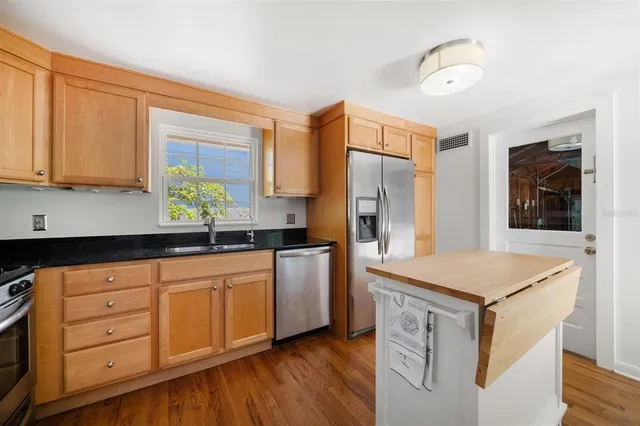 $795,000 | 246 20th Avenue Northeast, St. Petersburg, FL 33704