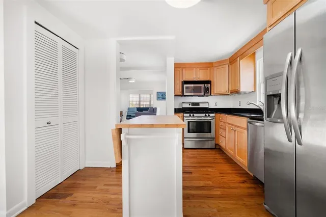 $795,000 | 246 20th Avenue Northeast, St. Petersburg, FL 33704