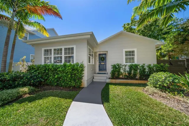 $795,000 | 246 20th Avenue Northeast, St. Petersburg, FL 33704
