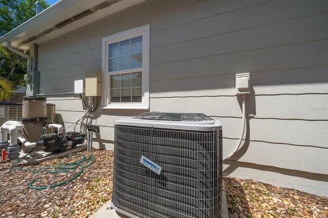 $795,000 | 246 20th Avenue Northeast, St. Petersburg, FL 33704