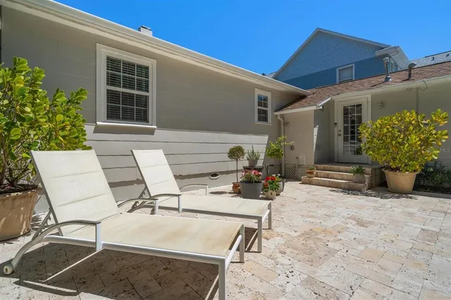 $795,000 | 246 20th Avenue Northeast, St. Petersburg, FL 33704