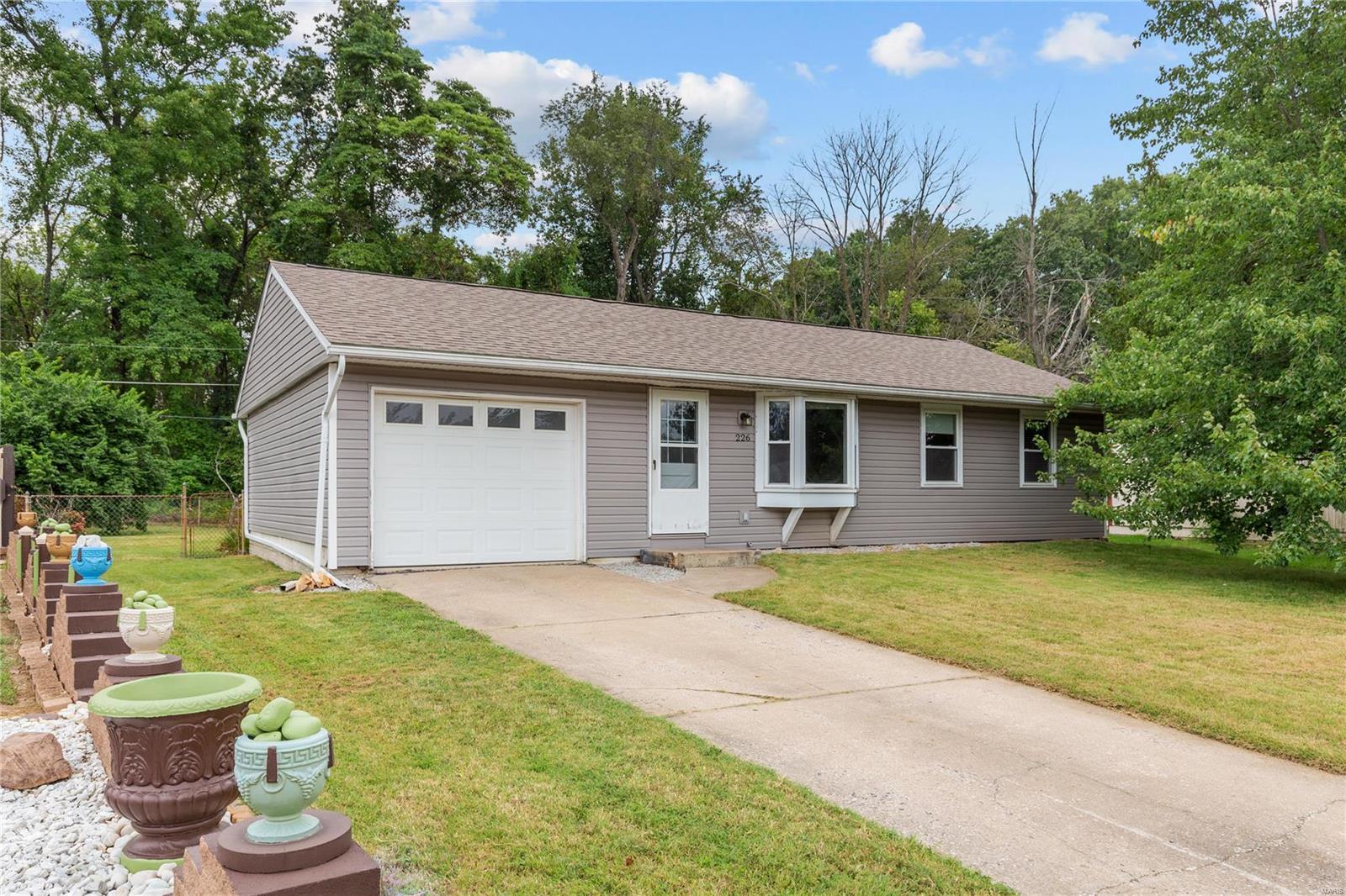 226 Pine Ridge Drive Godfrey, IL 62035 - Photo 20 of 20 Gallery Image 20