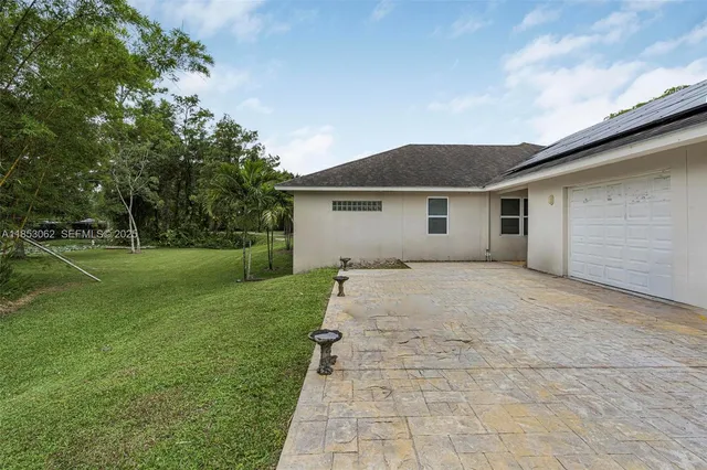 $2,550,000 | 1640 C Road, Loxahatchee, FL 33470