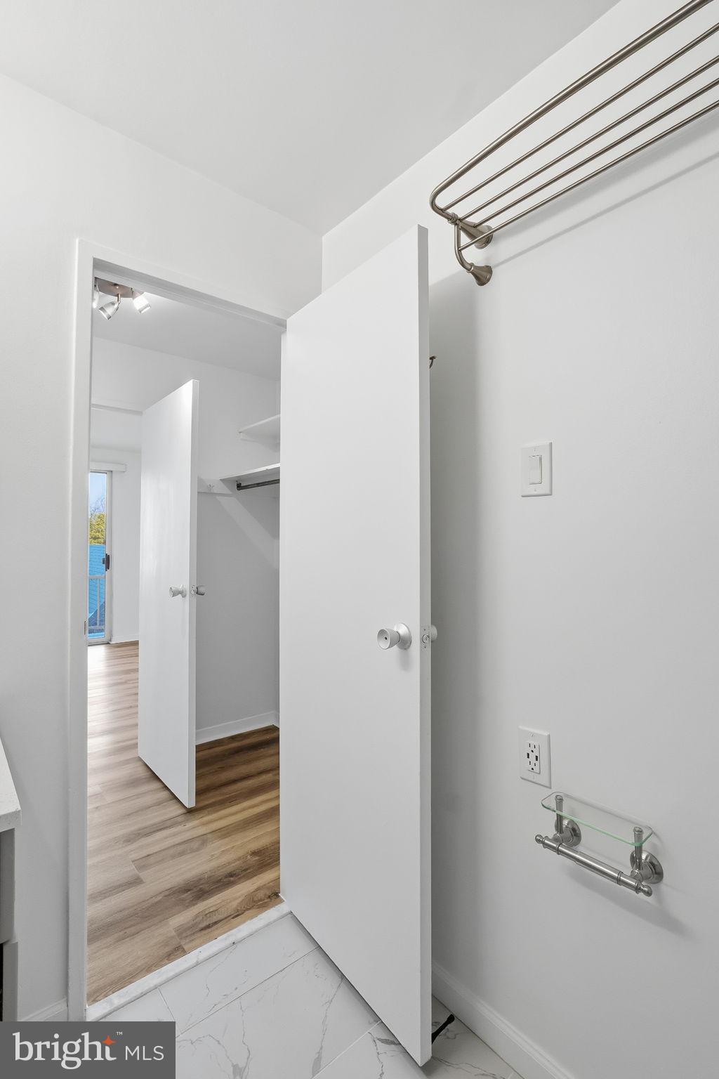 2829 Connecticut Avenue Northwest, Unit 411 Washington, DC 20008 - Photo 19 of 25