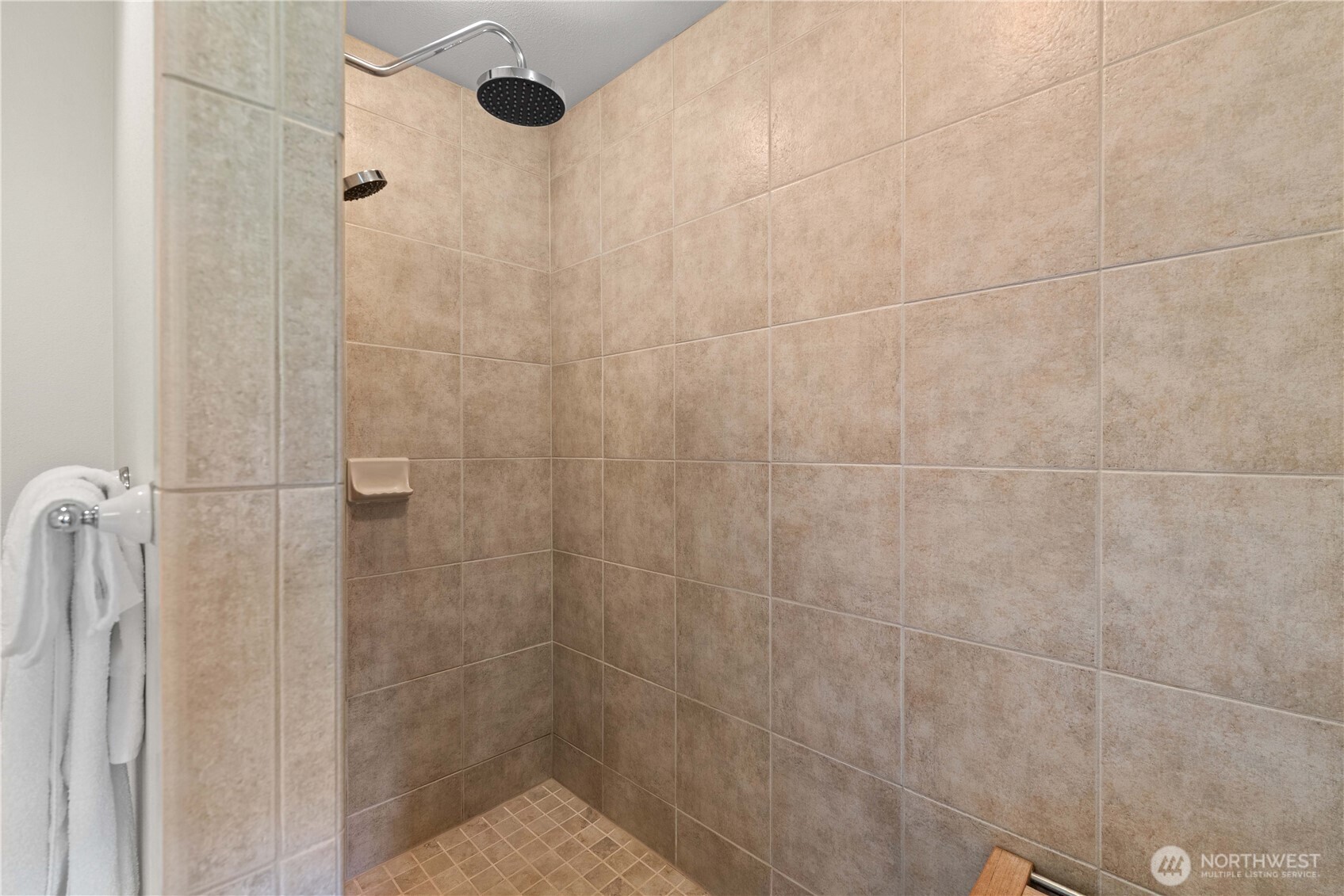 1100 Pitcher Canyon Road Wenatchee, WA 98801 - Photo 37 of 40