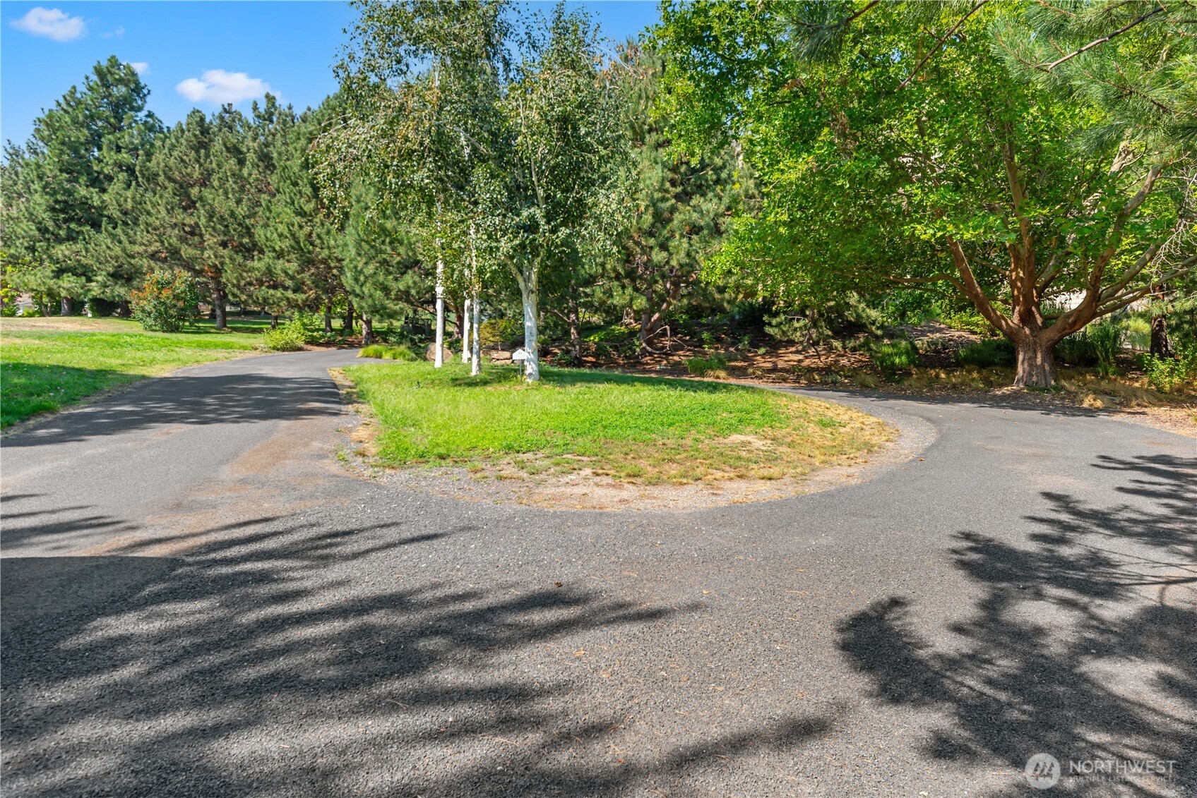 1100 Pitcher Canyon Road Wenatchee, WA 98801 - Photo 5 of 40