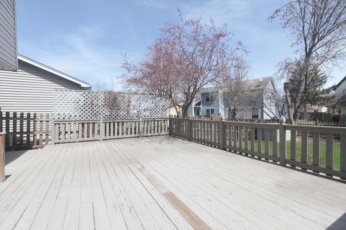 1738 Ranchview Drive Naperville, IL 60565 - Photo 24 of 25 Gallery Image 24