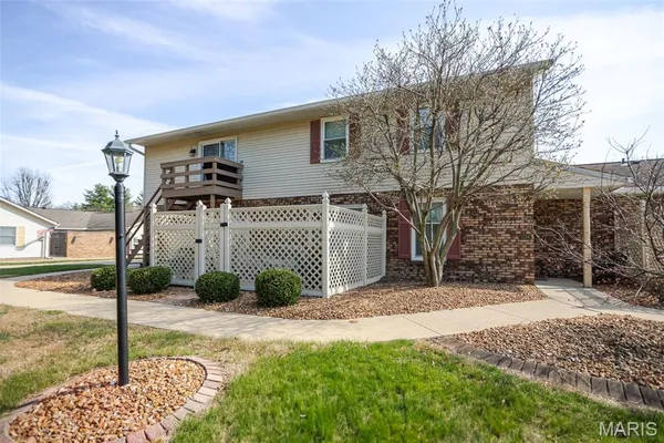 $175,000 | 1324 Normandy Drive, Godfrey, IL 62035