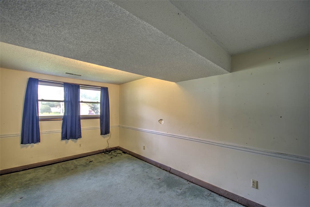 175 West Ash Avenue Decatur, IL 62526 - Photo 19 of 30