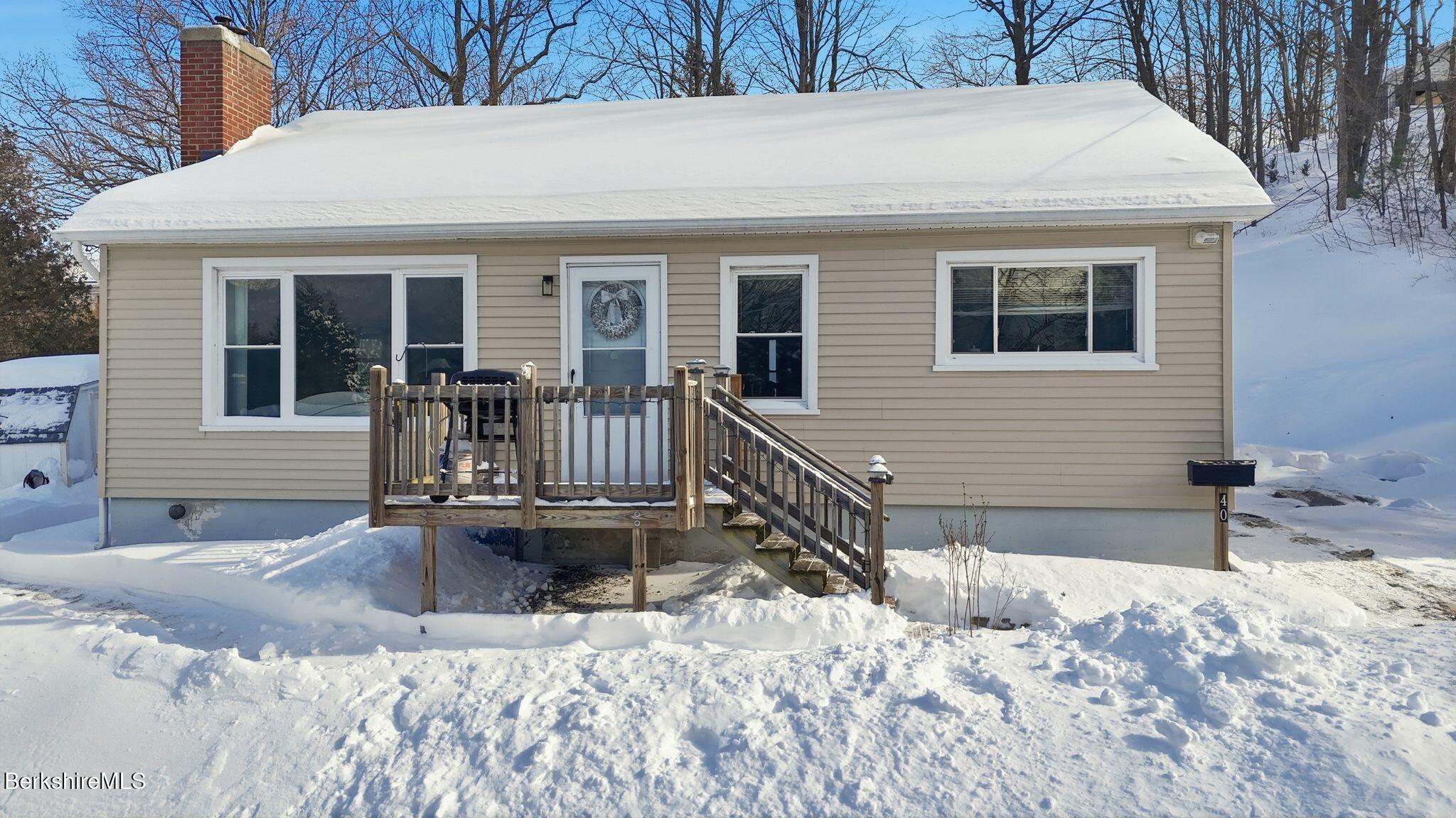 40 Victory Terrace, Adams, MA 004