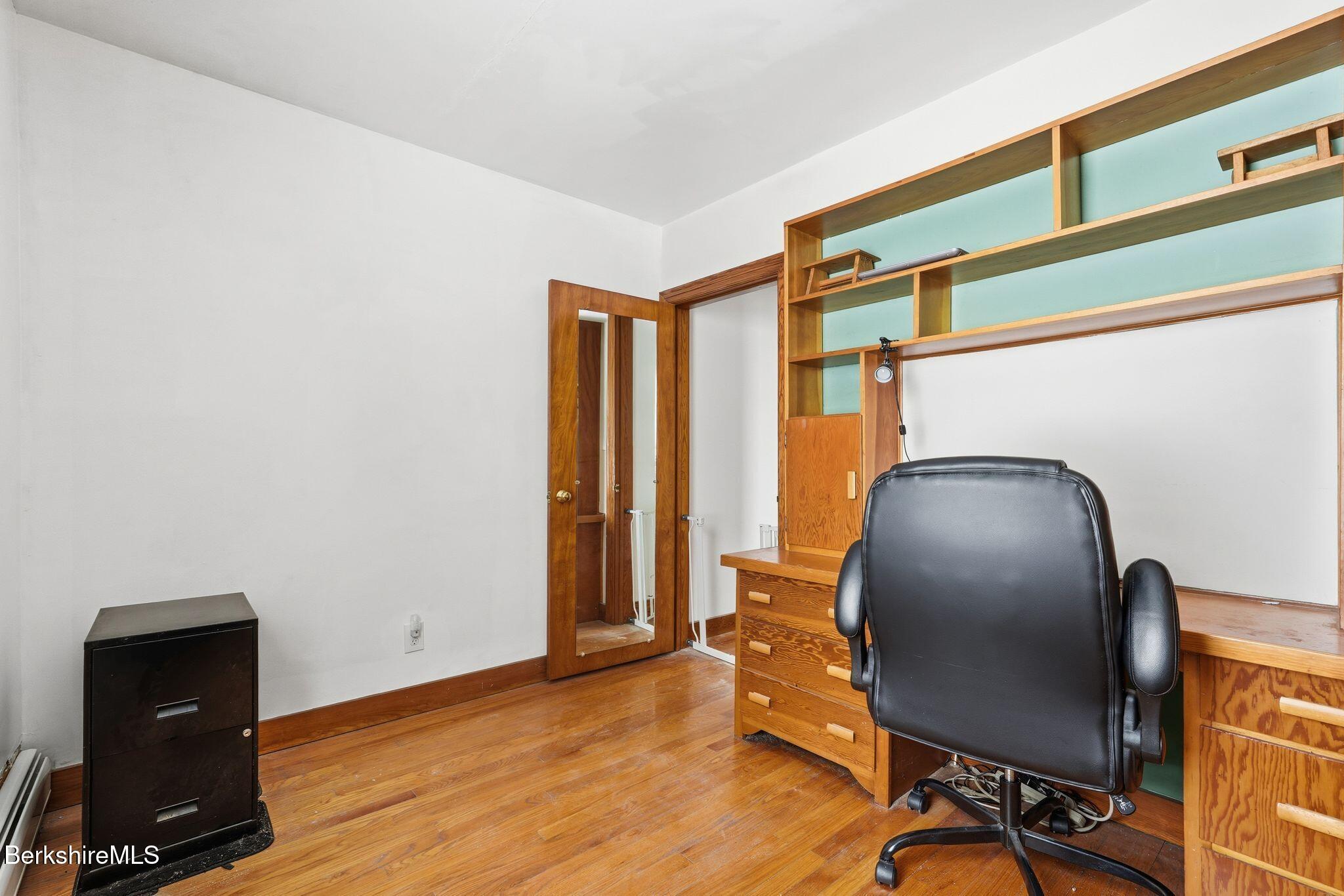 40 Victory Terrace Adams, MA 01220 - Photo 13 of 26 40 Victory Terrace, Adams, MA 099