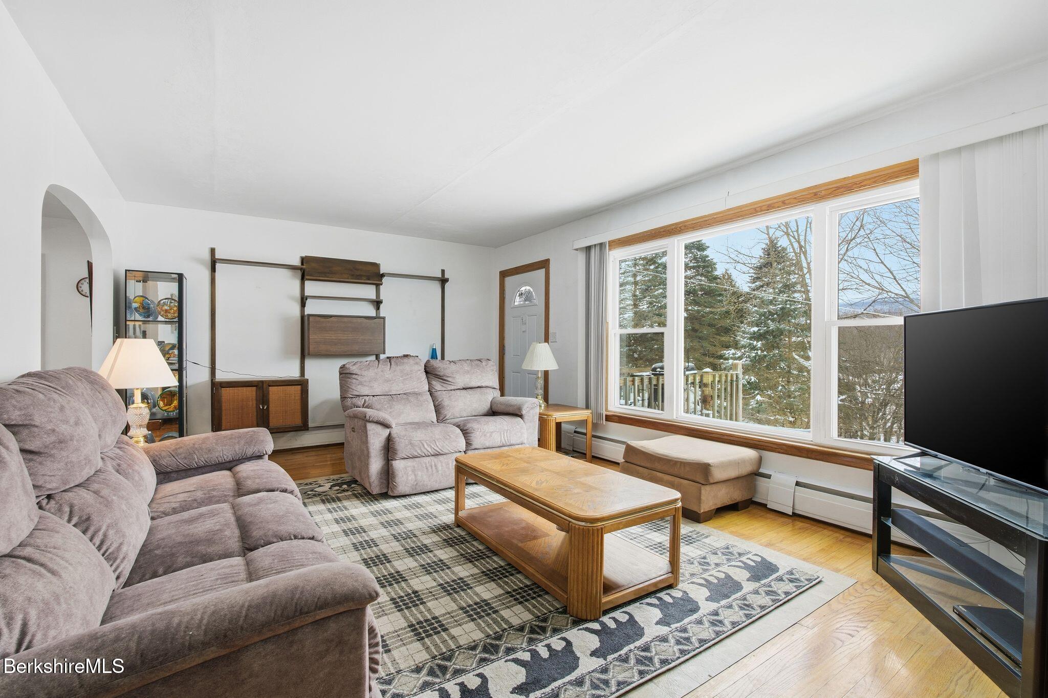 40 Victory Terrace Adams, MA 01220 - Photo 6 of 26 40 Victory Terrace, Adams, MA 034