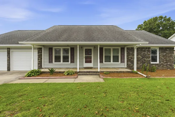 $270,000 | 240 Hidden Bay Drive, Sumter, SC 29154