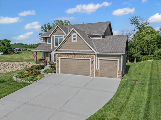 $454,900 | 2305 Windmill Drive, Platte City, MO 64079