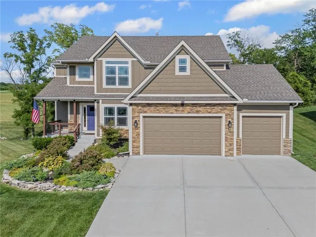 $454,900 | 2305 Windmill Drive, Platte City, MO 64079