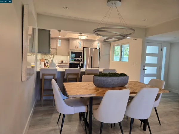$699,999 | 1124 Singingwood Court, Unit 2, Walnut Creek, CA 94595