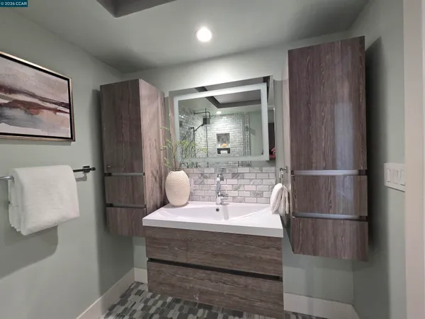 $699,999 | 1124 Singingwood Court, Unit 2, Walnut Creek, CA 94595