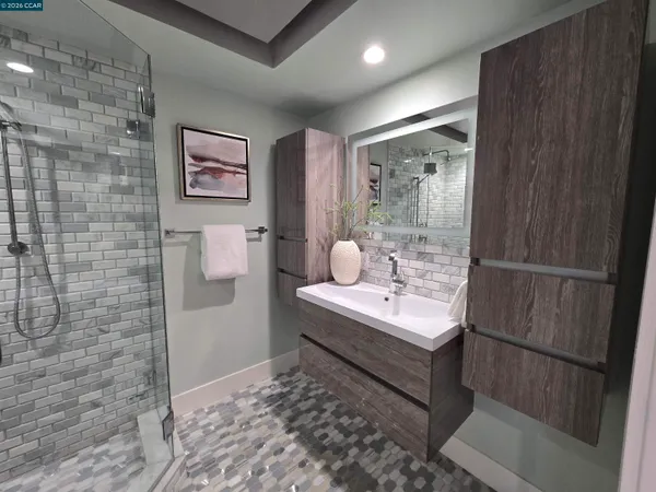 $699,999 | 1124 Singingwood Court, Unit 2, Walnut Creek, CA 94595