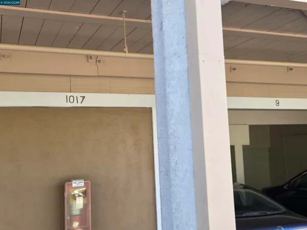 $699,999 | 1124 Singingwood Court, Unit 2, Walnut Creek, CA 94595
