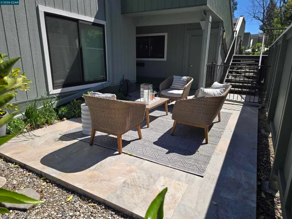 $699,999 | 1124 Singingwood Court, Unit 2, Walnut Creek, CA 94595