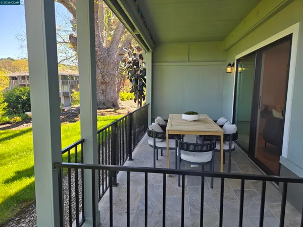 $699,999 | 1124 Singingwood Court, Unit 2, Walnut Creek, CA 94595