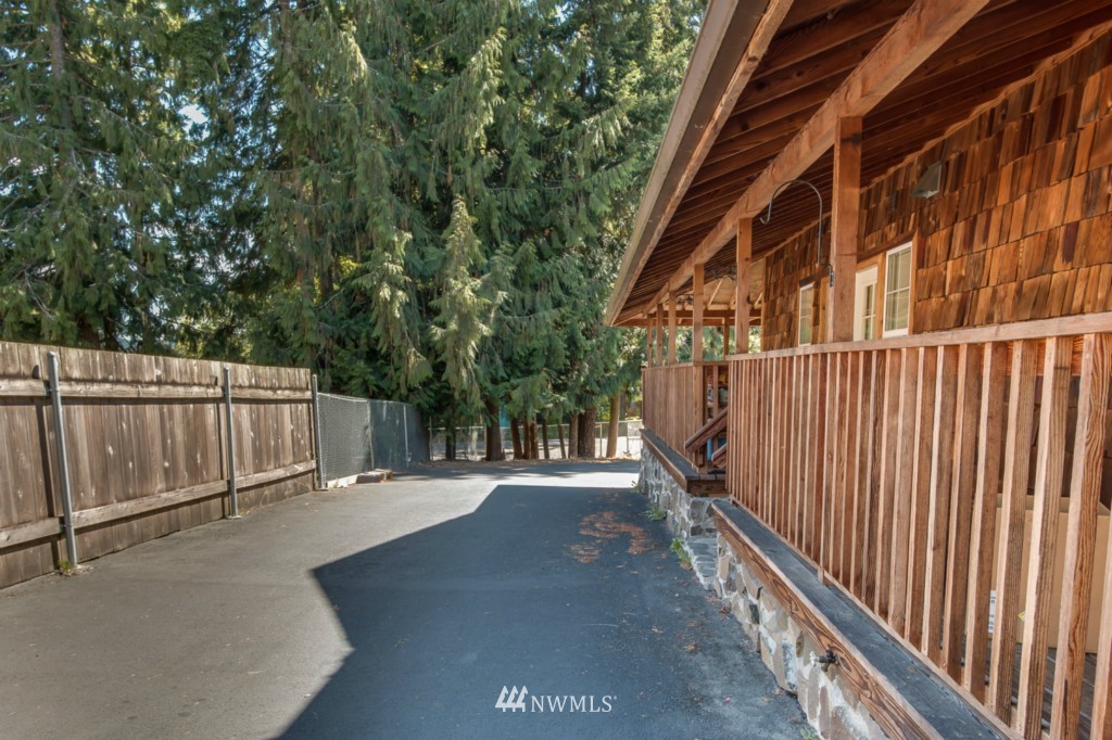 111 Shenandoah Road Silverlake, WA 98645 - Photo 2 of 19