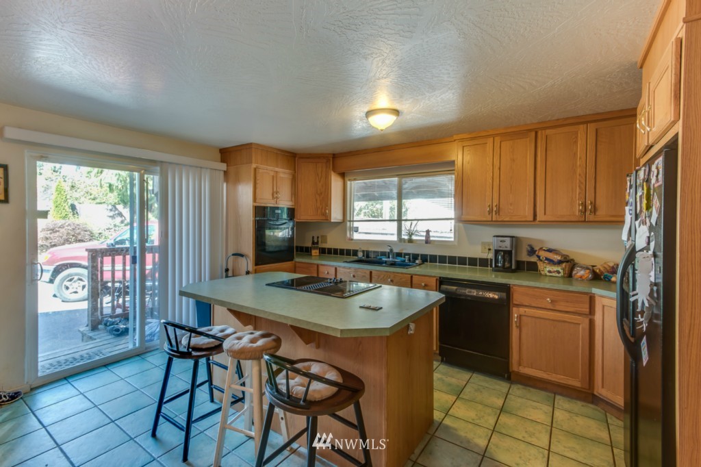 111 Shenandoah Road Silverlake, WA 98645 - Photo 4 of 19