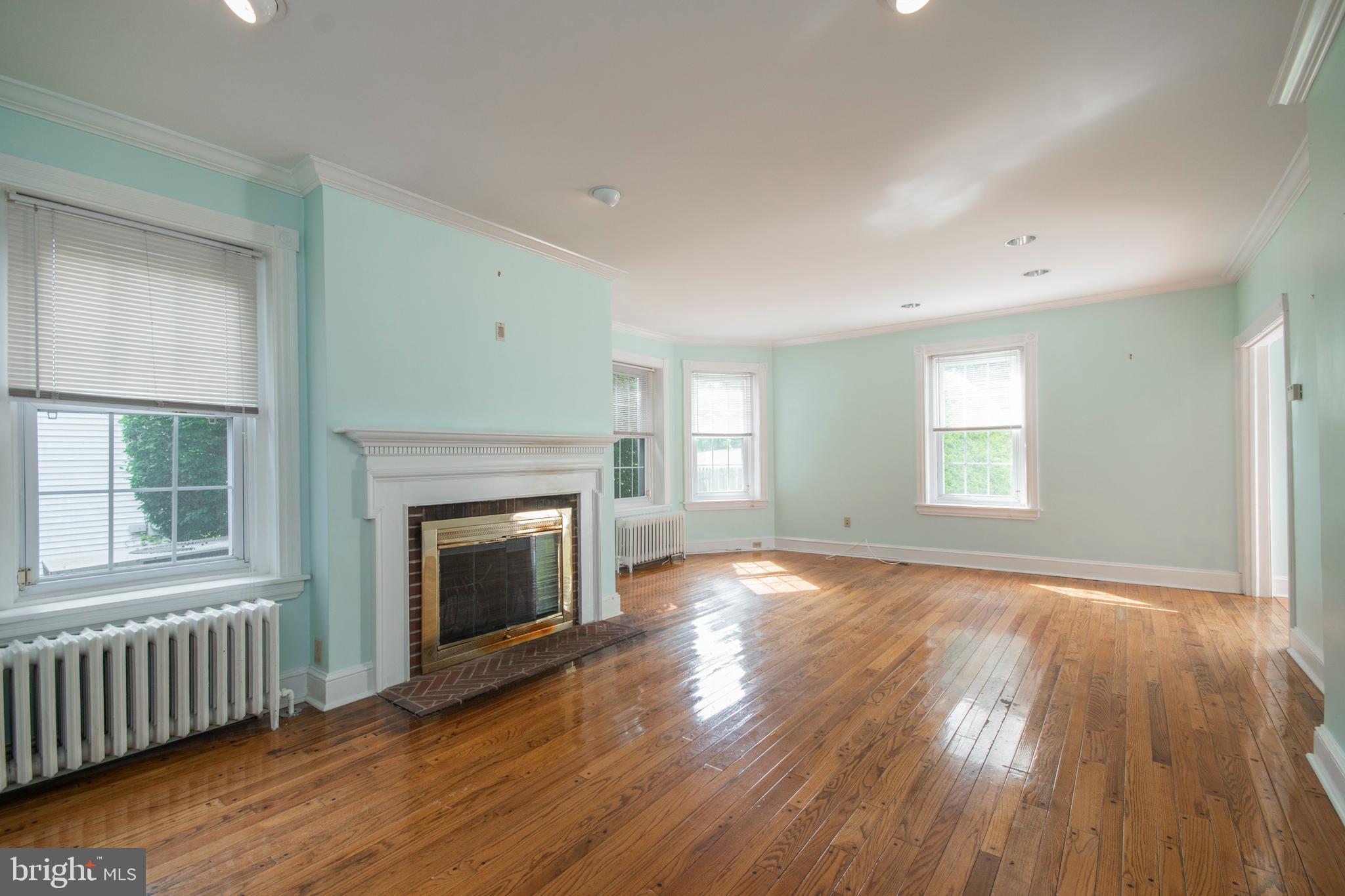 980 Rydal Road Jenkintown, PA 19046 - Photo 5 of 37 Fireplace in Living Room