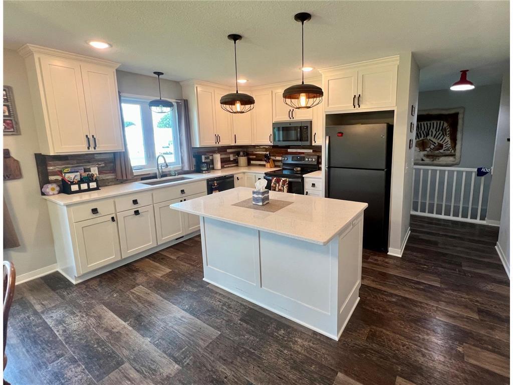 344 2nd Street Northwest Mayer, MN 55360 - Photo 2 of 2
