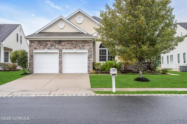 $675,000 | 29 Mantoloking Lane, Waretown, NJ 08758