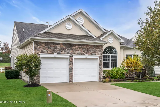 $675,000 | 29 Mantoloking Lane, Waretown, NJ 08758