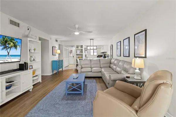 $509,500 | 1801 Gulf Drive North, Unit 275, Bradenton Beach, FL 34217
