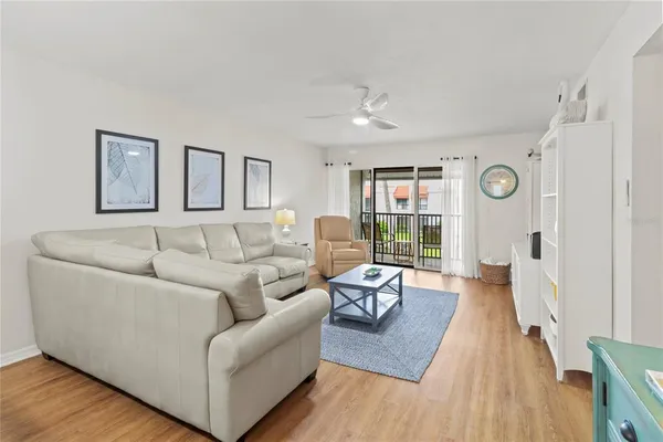 $509,500 | 1801 Gulf Drive North, Unit 275, Bradenton Beach, FL 34217