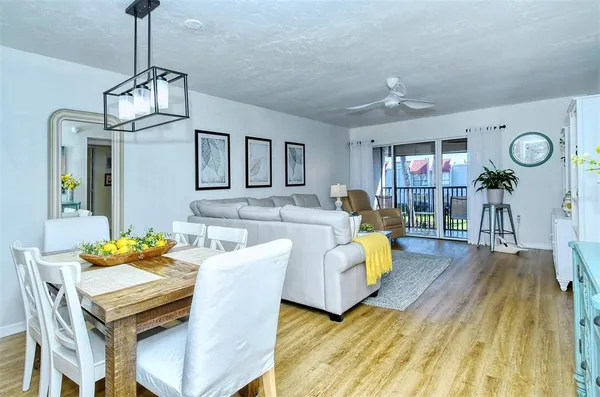 $509,500 | 1801 Gulf Drive North, Unit 275, Bradenton Beach, FL 34217