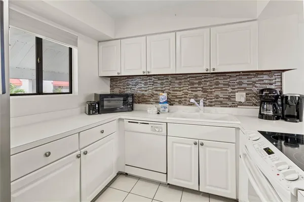 $509,500 | 1801 Gulf Drive North, Unit 275, Bradenton Beach, FL 34217