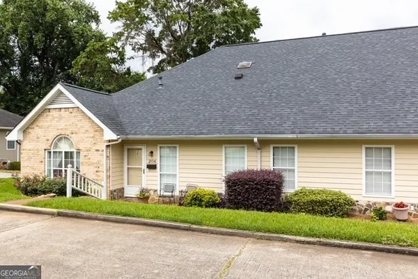 $245,000 | 206 Cedarwood Lane, Thomaston, GA 30286