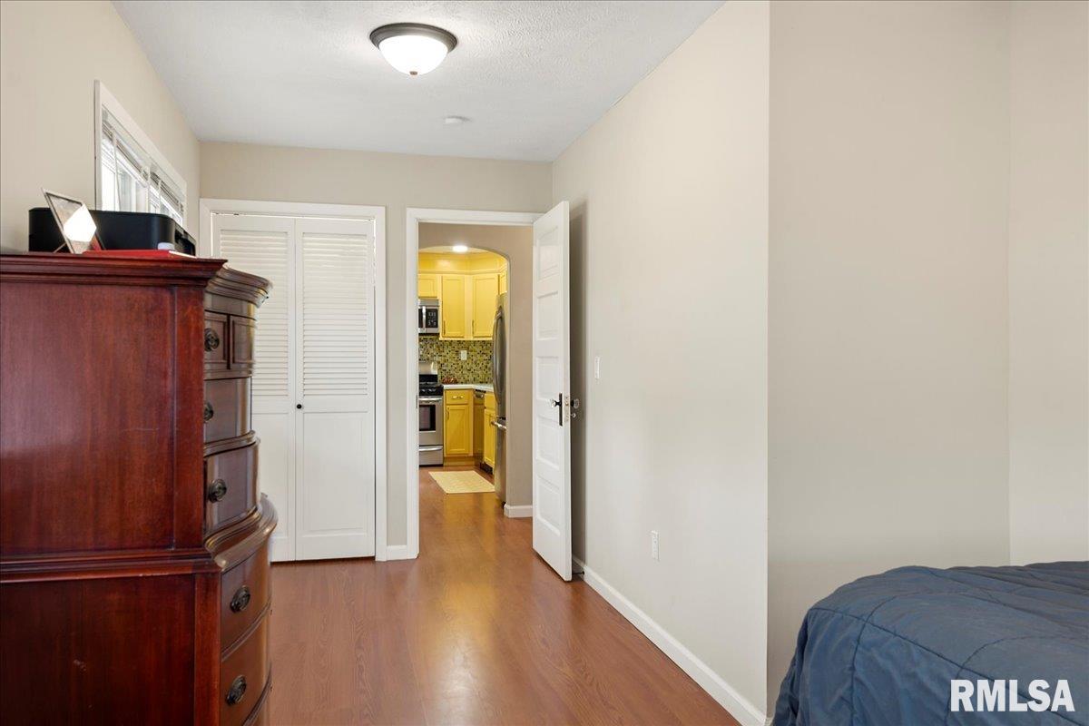 1020 West Elliott Avenue Springfield, IL 62702 - Photo 14 of 26 Gallery Image 14