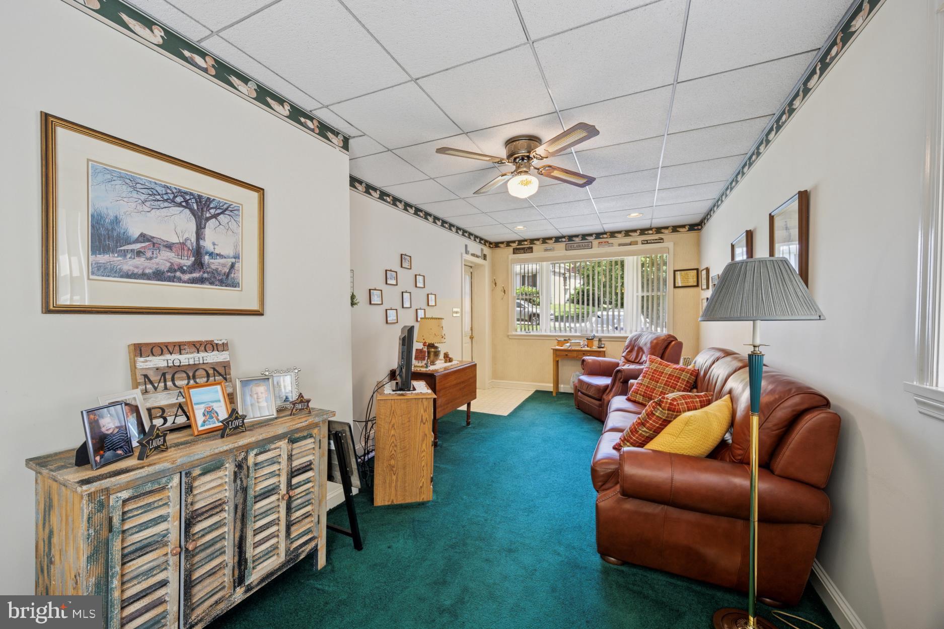 39 Stoney Run Road Wilmington, DE 19809 - Photo 11 of 28 Family Room