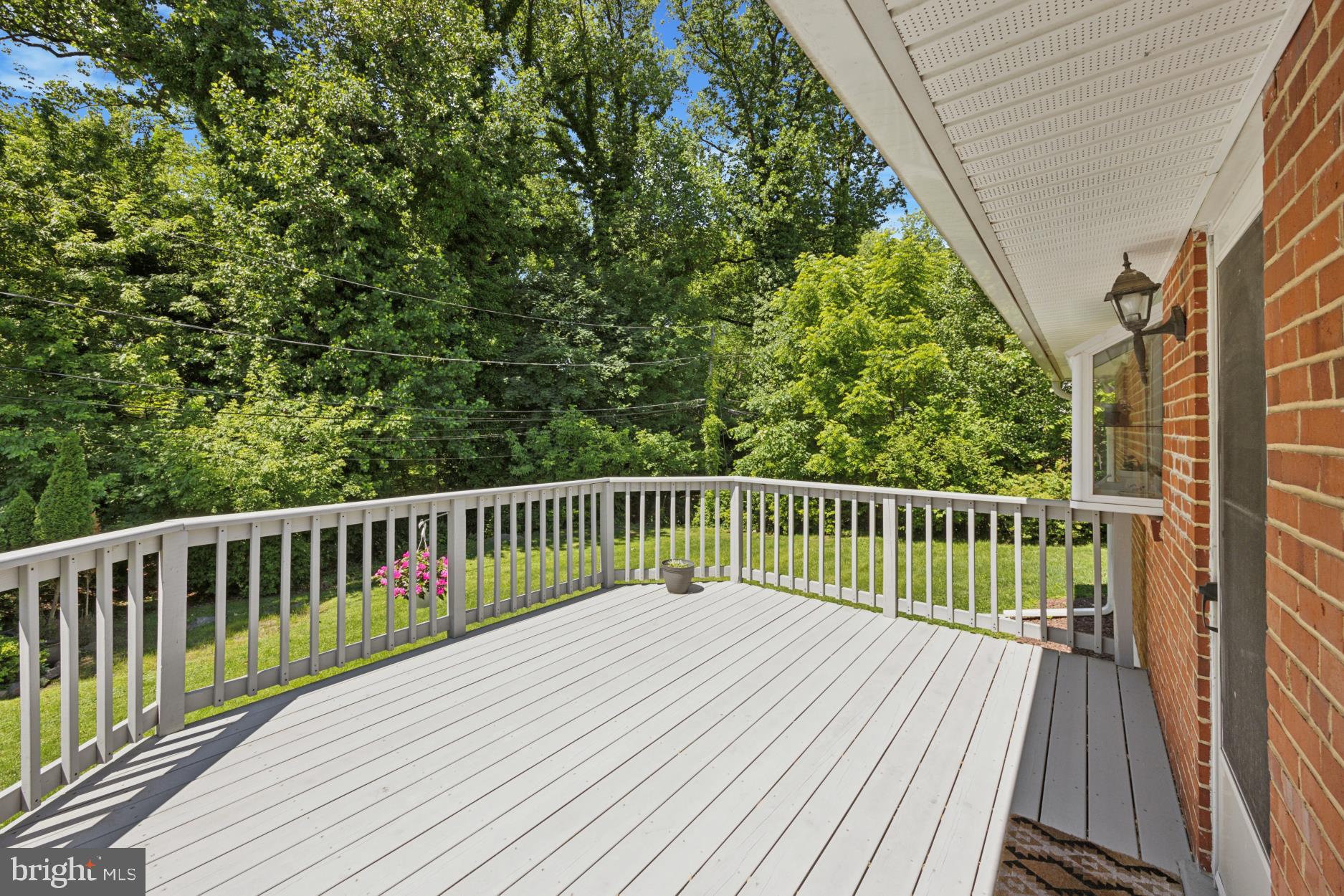 39 Stoney Run Road Wilmington, DE 19809 - Photo 22 of 28 Beautiful back deck