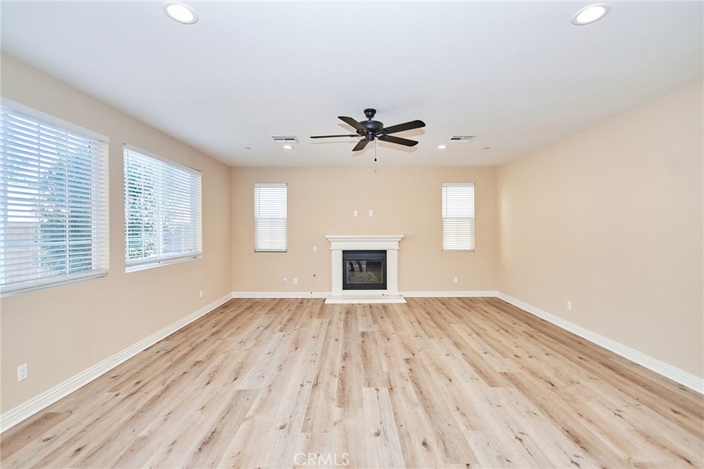 9780 La Vine Court Rancho Cucamonga, CA 91701 - Photo 7 of 38