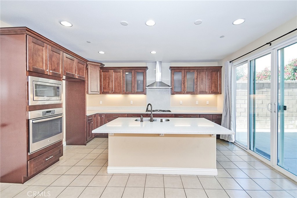 9780 La Vine Court Rancho Cucamonga, CA 91701 - Photo 9 of 38