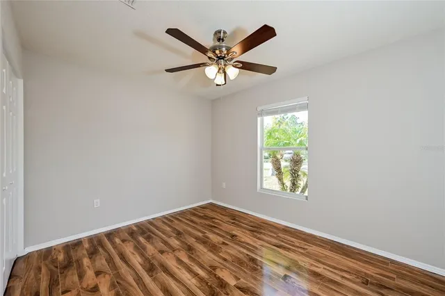 a view of a window in the room