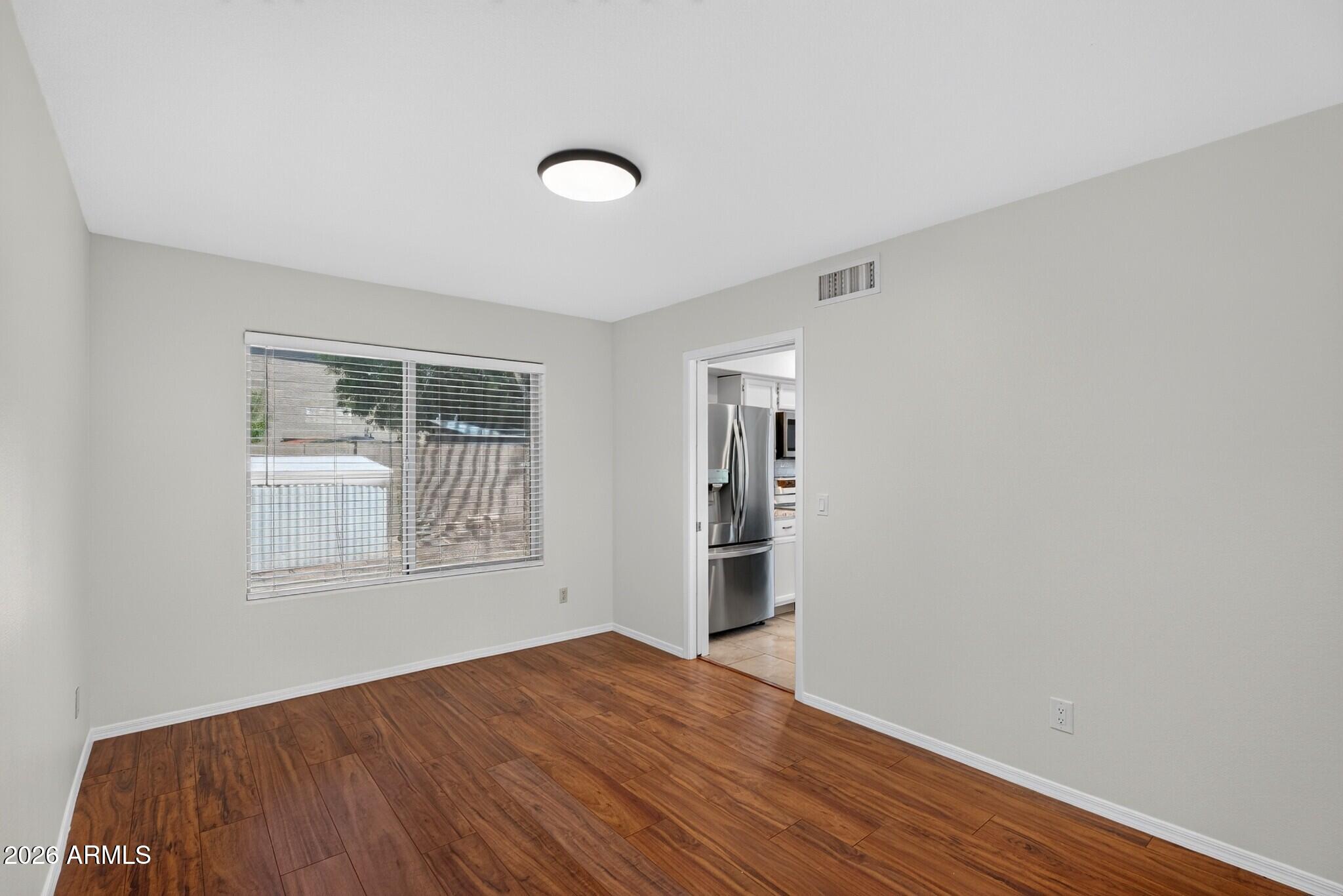 4719 East Rockledge Road Phoenix, AZ 85044 - Photo 8 of 86 4719 East Rockledge Road - 08_web